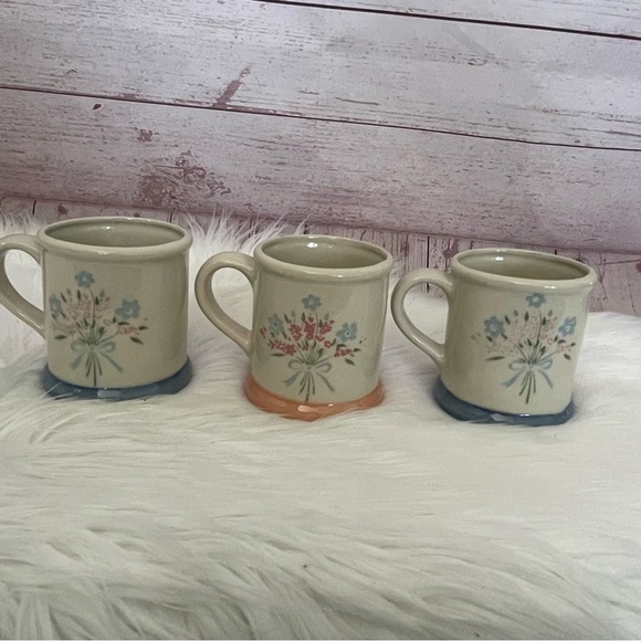 Set Of 3 Vtg Ceramic Coffee Mugs Cups Floral Bouquet Taiwan Spring Cottage Core - Picture 9 of 12